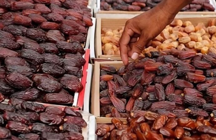 সরকারের খেজুর আমদানিতে বড় শুল্ক ছাড়