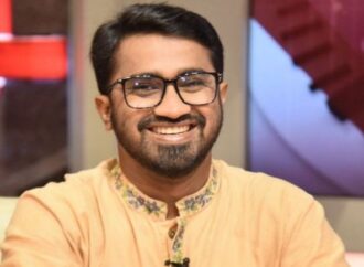 ‘আমি ক্ষমা চাইছি’: ধানের শীষে লড়তে গণঅধিকার পরিষদ ছাড়লেন রাশেদ খান