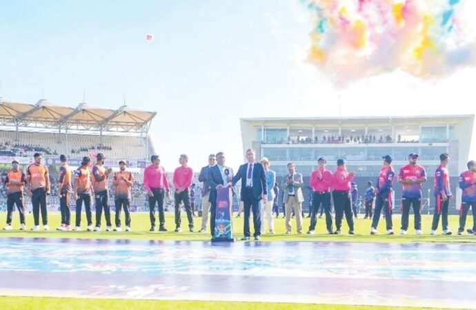 বিপিএলের দ্বাদশ আসরে ট্রফি ছাড়াই উদ্বোধন
