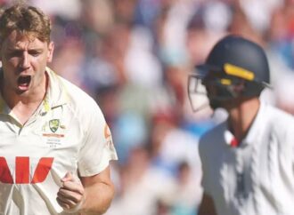 মেলবোর্নে বোলারদের তাণ্ডব: বক্সিং ডে টেস্টের প্রথম দিনেই ২০ উইকেটের পতন