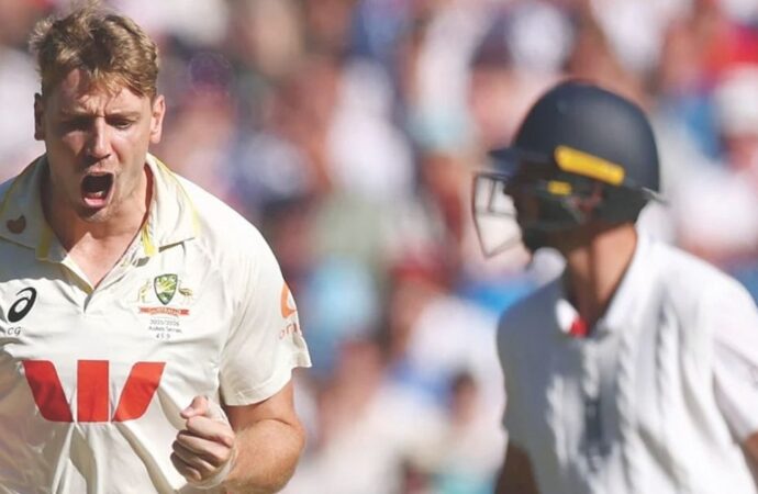 মেলবোর্নে বোলারদের তাণ্ডব: বক্সিং ডে টেস্টের প্রথম দিনেই ২০ উইকেটের পতন