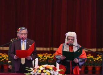 দেশের ২৬তম প্রধান বিচারপতি হিসেবে জুবায়ের রহমান চৌধুরীর শপথ গ্রহণ