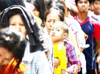 গৃহযুদ্ধ ও মানবিক সংকটের মধ্যেই মিয়ানমারে ভোট অনুষ্ঠিত