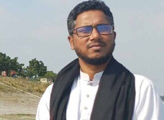 মওলানা ভাসানীর নাতি আজাদ খান ভাসানী এনসিপি থেকে পদত্যাগের ঘোষণা