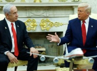 নেতানিয়াহুর মার্কিন সফর: ইরানের ক্ষেপণাস্ত্র প্রকল্পকে কেন্দ্র করে ইঙ্গিতপূর্ণ আলোচনায় ঝড়