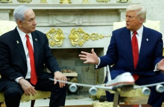 নেতানিয়াহুর মার্কিন সফর: ইরানের ক্ষেপণাস্ত্র প্রকল্পকে কেন্দ্র করে ইঙ্গিতপূর্ণ আলোচনায় ঝড়