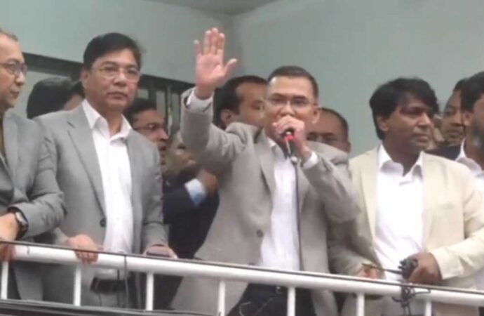 নয়াপল্টনে তারেক রহমানের প্রথম পদচারণা: দেশ গড়ার অঙ্গীকার