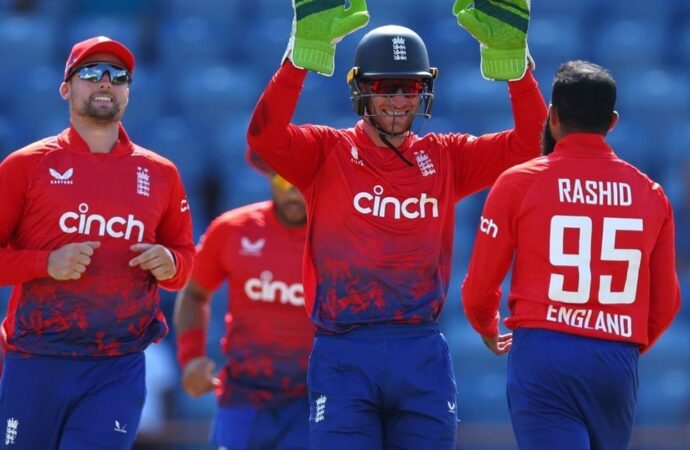 ইংল্যান্ড ঘোষণা করল শক্তিশালী ১৫ সদস্যের টি-টোয়েন্টি বিশ্বকাপ দল
