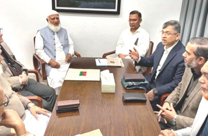 তারেক রহমানের সঙ্গে জামায়াত আমিরের সাক্ষাৎ