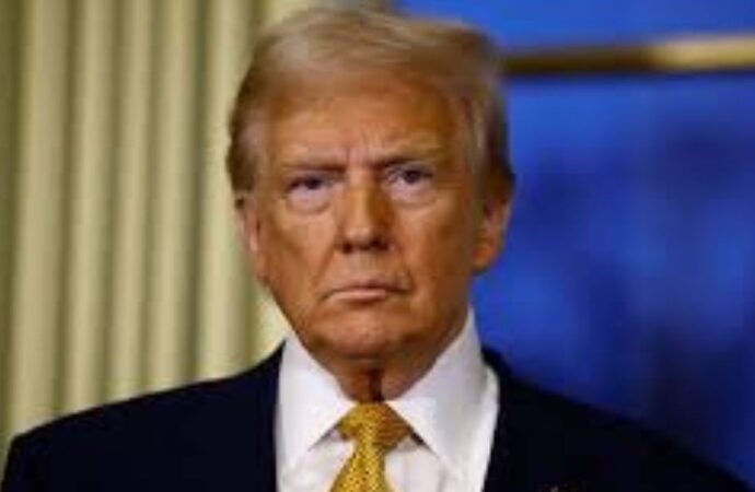 শান্তিপূর্ণ বিক্ষোভে গুলি করলে ইরানে হস্তক্ষেপ করবে যুক্তরাষ্ট্র: ট্রাম্প