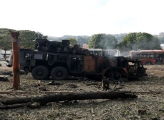 ভেনেজুয়েলায় মার্কিন সামরিক অভিযানে ৪০ জনের মৃত্যু