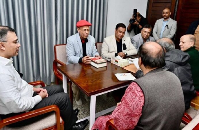 তারেক রহমানের সঙ্গে জাতীয় প্রেসক্লাব নেতাদের বৈঠক