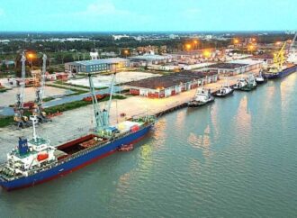 মোংলা বন্দরে কনটেইনার হ্যান্ডলিংয়ে রেকর্ড সৃষ্টি