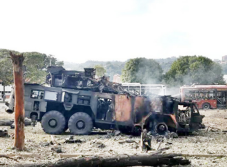 ভেনিজুয়েলায় মাদুরোকে আটক: ৪০ জনের মৃত্যু