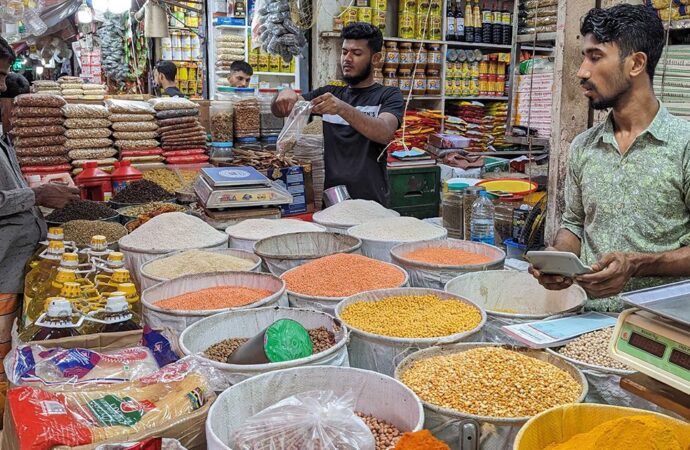 মূল্যস্ফীতির হার আরও বৃদ্ধি, ডিসেম্বরে ৮.৪৯ শতাংশে পৌঁছাল