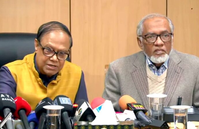 সম্মিলিত ইসলামী ব্যাংকে দুই দিনে নতুন ডিপোজিট ৪৪ কোটি টাকা: গভর্নর