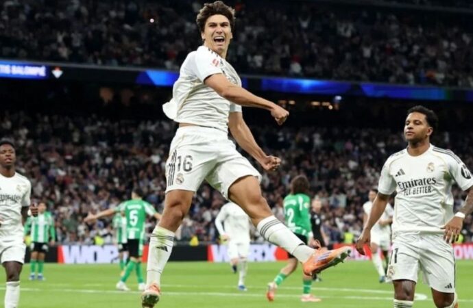 বার্নাব্যুতে গার্সিয়ার হ্যাটট্রিক সেঞ্চুরি: রিয়াল মাদ্রিদকে হারিয়ে দিয়েছেন বার্সেলোনা