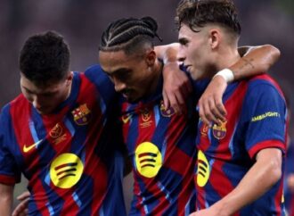 বার্সেলোনা বিলবাওকে ৫-০ গোলের বিশাল ব্যবধানে হারিয়ে স্প্যানিশ সুপার কাপের ফাইনালে উঠেছে