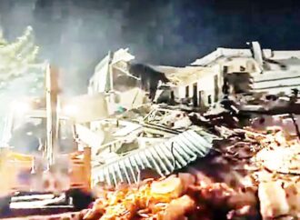 দিল্লি হাইকোর্টের নির্দেশ অমান্য, ফৌজ-ই-এলাহি মসজিদের পাশের স্থাপনা উচ্ছেদ