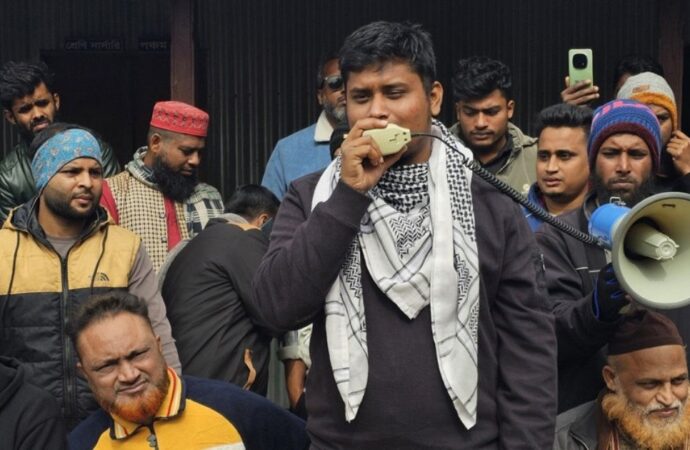 চাঁদাবাজদের ঘুম হারাম: হাসনাত আবদুল্লাহ