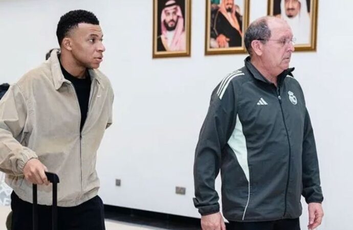 সৌদি আরবে এমবাপের আগমন: এল ক্লাসিকোতে উত্তেজনা তুঙ্গে