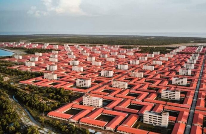 ভাসানচরকে সন্দ্বীপে অন্তর্ভুক্ত করার সিদ্ধান্ত নেওয়া হলো