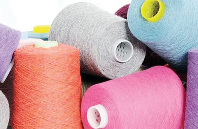 সুতার আমদানি নিয়ন্ত্রণের সিদ্ধান্তে শংকা ও অসন্তুষ্টি পোশাক শিল্পীদের