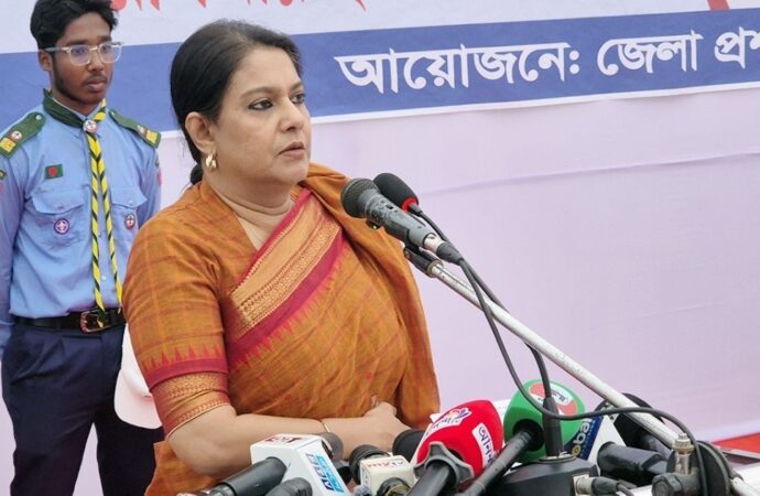 সৈয়দা রিজওয়ানা হাসানের আহ্বান: গণভোটে ‘হ্যাঁ’ বলুন, জুলাই যোদ্ধাদের স্বপ্ন বাস্তবায়নে অঙ্গীকার করুন