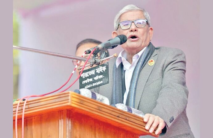 বিএনপি মহাসচিবের আহ্বান: বিভ্রান্ত করোতে যারা চায় তাদের রুখে দিতে হবে