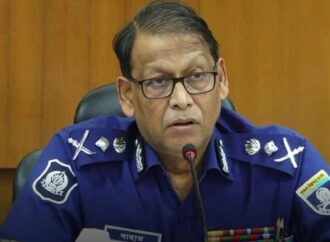 আইজিপির কঠোর নির্দেশ: অবাধ ও সুষ্ঠু নির্বাচনের জন্য পুলিশকে নিরপেক্ষ থাকতে হবে