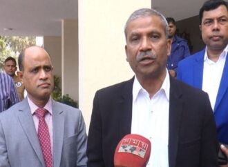 আইন উপদেষ্টার আহ্বান: গণতন্ত্রের শক্তিশালীকরণ এবং গণভোটের সফলতার জন্য উদ্যোগ নেওয়ার দরকার