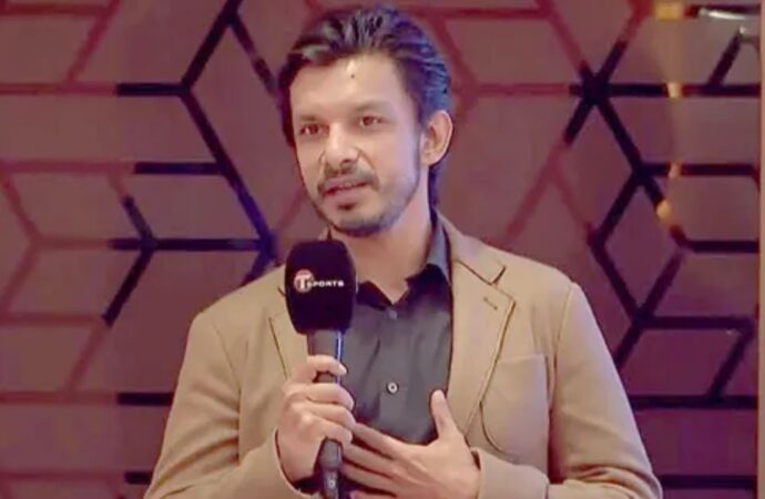 বিসিবি থেকে ইশতিয়াক সাদেকের পদত্যাগ