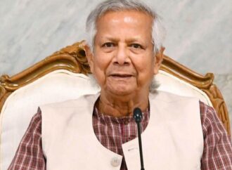 নির্বাচনে সশস্ত্র বাহিনীকে নিরপেক্ষতা ও পেশাদারিত্ব বজায় রাখার নির্দেশ প্রধান উপদেষ্টার