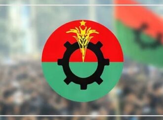 ত্রিশালে নির্বাচনী ব্যানারে অগ্নিসংযোগের ঘটনায় উত্তেজনা