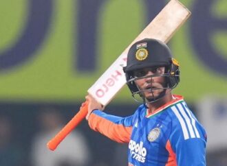 অভিষেকের ঝড়ো ব্যাটিংয়ে ১০ ওভারেই ভারতের জয়, সিরিজ নিশ্চিত