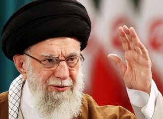 খামেনি লুকিয়ে নয়, নিরাপদ আছেন বলে নিশ্চিত ইরানের কংসাল জেনারেল