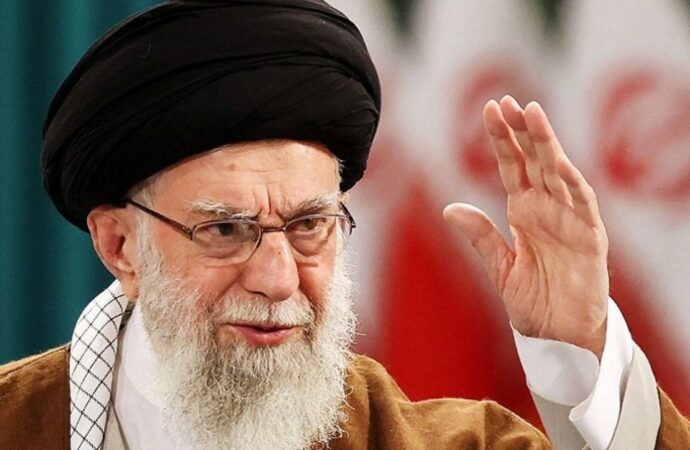 খামেনি লুকিয়ে নয়, নিরাপদ আছেন বলে নিশ্চিত ইরানের কংসাল জেনারেল