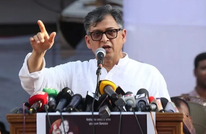 সালাহউদ্দিন আহমদ: এ দেশের মানুষকে কেন্দ্র করেই বিএনপির পরিকল্পনা