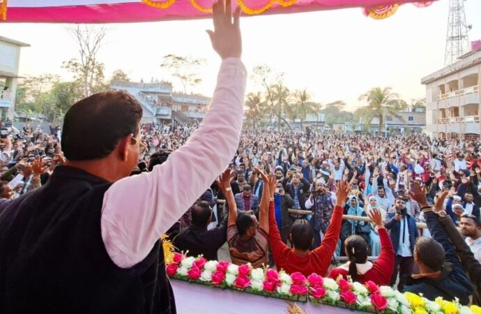 নূরুল ইসলাম মনির উন্নয়নই আমার নির্বাচনী প্রতিশ্রুতি: বললেন নির্বাচনী জনসভায়