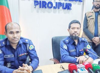 পিরোজপুরে শিশুকে অপহরণ করে হত্যা: চারজনের গ্রেপ্তার