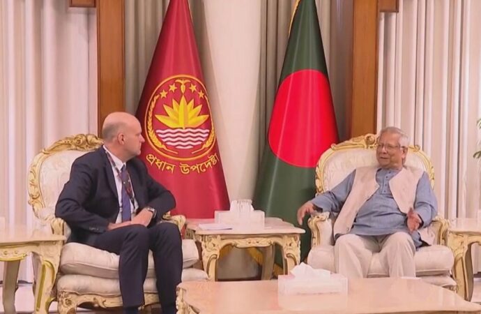 রোহিঙ্গা প্রত্যাবাসনই সংকটের একমাত্র টেকসই সমাধান: প্রধান উপদেষ্টা