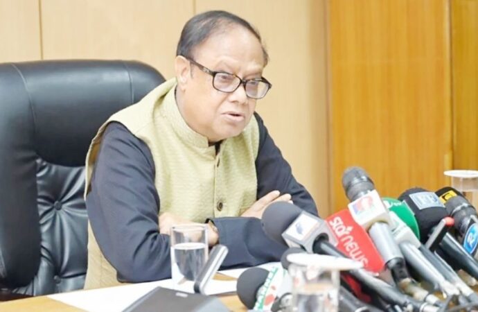 ফেব্রুয়ারি থেকে মুনাফা তুলতে পারবেন সম্মিলিত ইসলামী ব্যাংকের আমানতকারীরা: গভর্নর