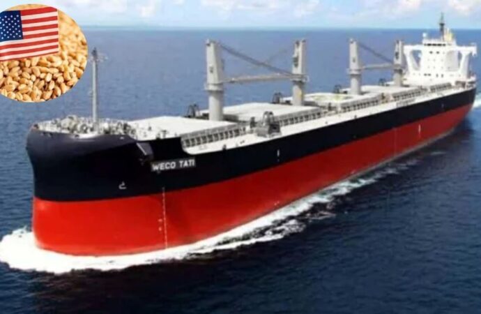 যুক্তরাষ্ট্র থেকে তৃতীয় চালানে চট্টগ্রাম বন্দরে আরও ৫৮,৩৫৯ টন গম আসল