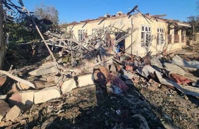 মিয়ানমারে বিমান হামলা ও রাজনৈতিক অস্থিতিশীলতা: ১৭০ জনের প্রাণহানি