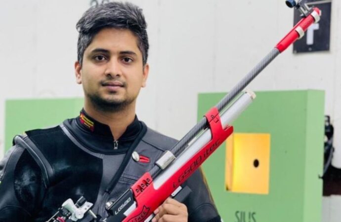 দিল্লির এশিয়ান শুটিংয়ে রবিউলের লক্ষ্যভেদ ব্যর্থ, ১৫তম স্থানান্তরিত