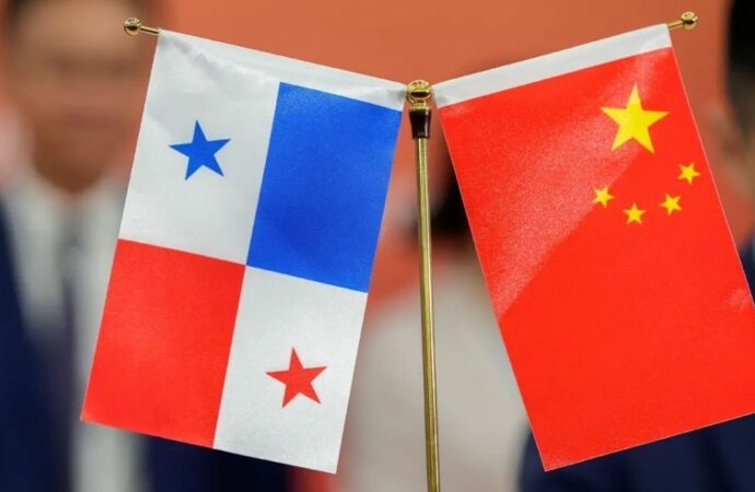 বন্দর চুক্তি বাতিলের সমালোচনা: চীনের জন্য বড় ধরনের অর্থনৈতিক সতর্কতা পানামার জন্য