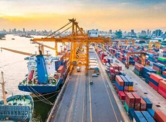 চট্টগ্রাম বন্দরের ধর্মঘট স্থগিত