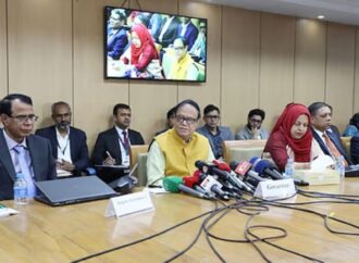 মূল্যস্ফীতি নিয়ন্ত্রণে অপরিবর্তিত রাখল সুদহারসহ নতুন মুদ্রানীতি