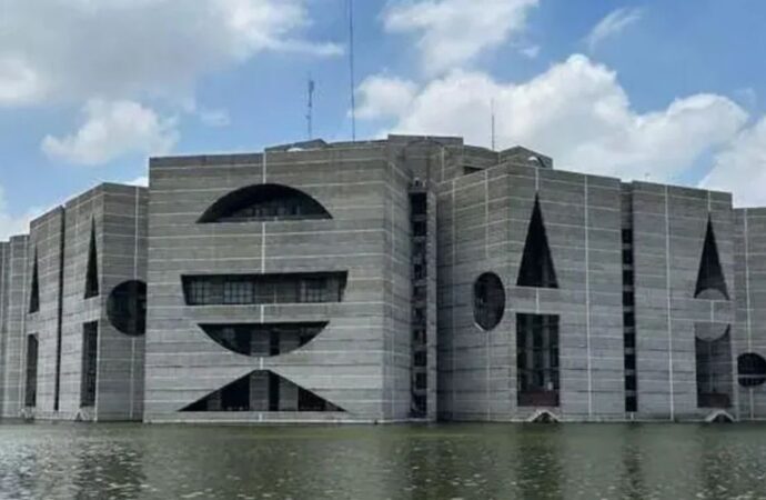 স্পিকারবিহীন সংসদে শপথ পড়াবেন কে? সংবিধানের দিকনির্দেশনা ও সরকারের পরিকল্পনা