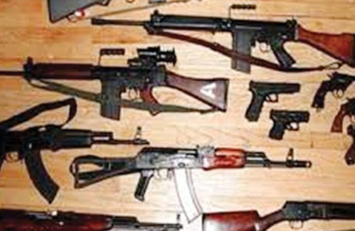 এখনো জমা পড়েনি ২০ হাজার বৈধ অস্ত্র